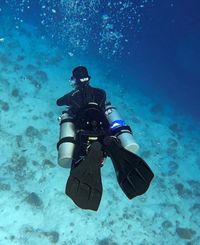 Sidemount Diver